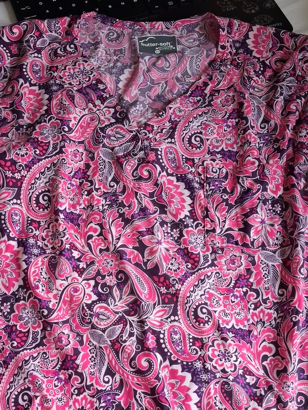 Scrubs in Pink & Black Like New